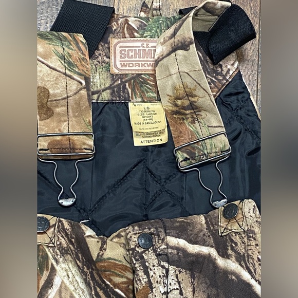 C.E. Schmidt Workwear Camo Overalls. - Picture 3 of 7